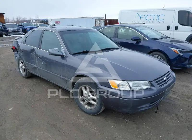 1998 Toyota CAMRY фото