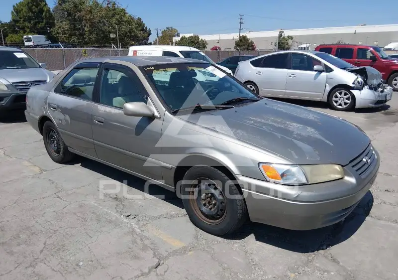 1998 Toyota CAMRY фото