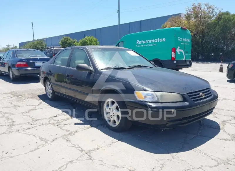 1998 Toyota CAMRY фото