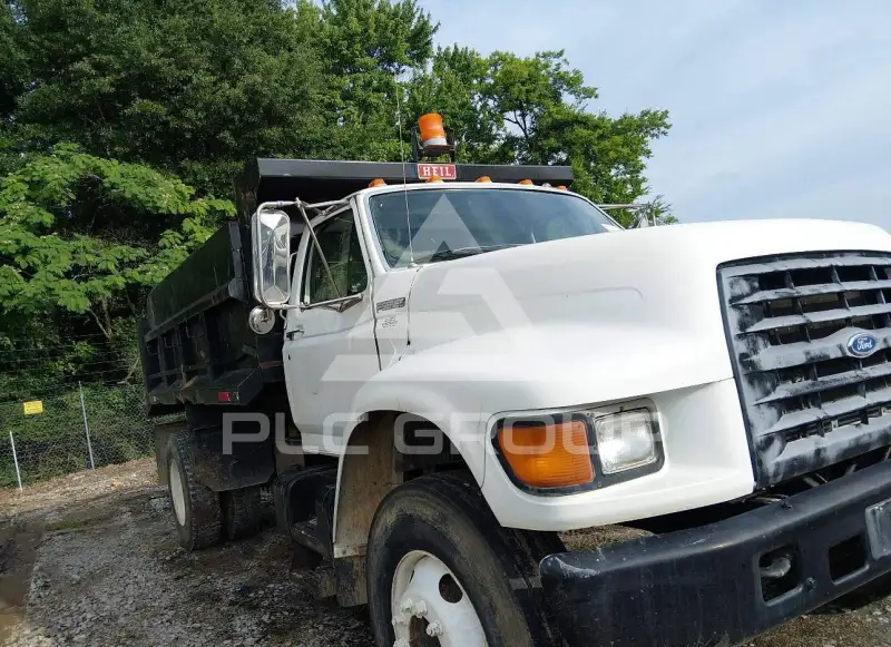 1998 Ford F-800 фото