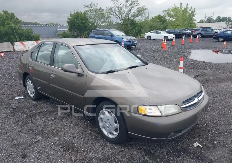 1999 Nissan ALTIMA фото