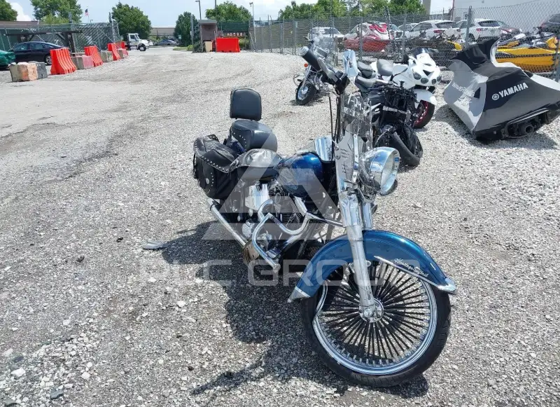 1999 Harley-Davidson FLSTC photo