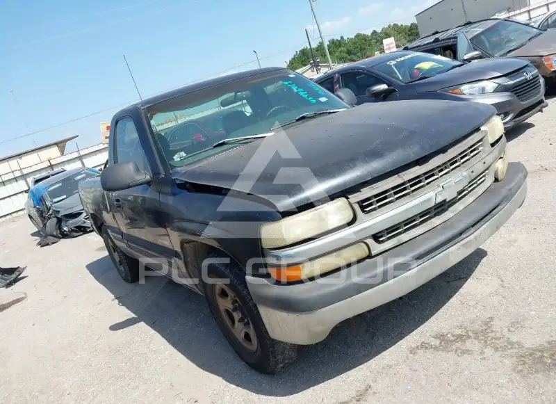 1999 Chevrolet Silverado photo