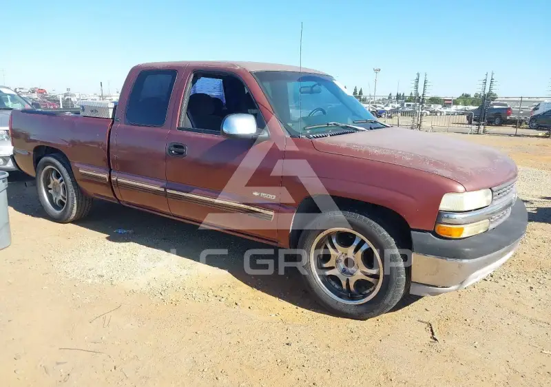 1999 Chevrolet Silverado photo