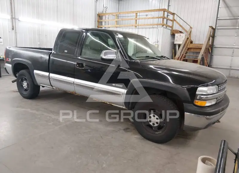 1999 Chevrolet Silverado photo