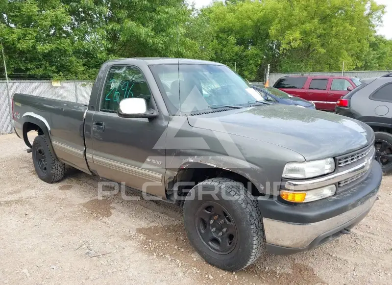 1999 Chevrolet Silverado photo