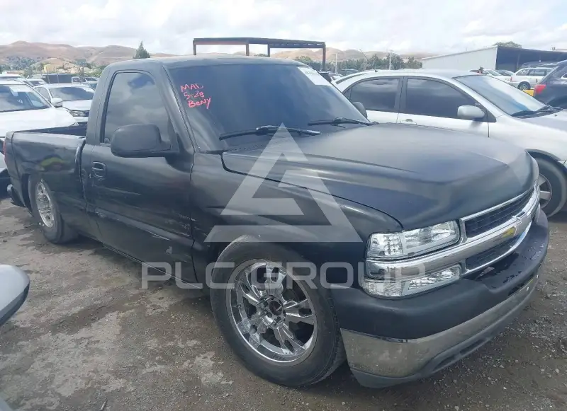 1999 Chevrolet Silverado photo