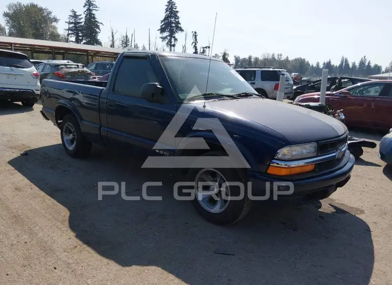 1999 Chevrolet S10 photo
