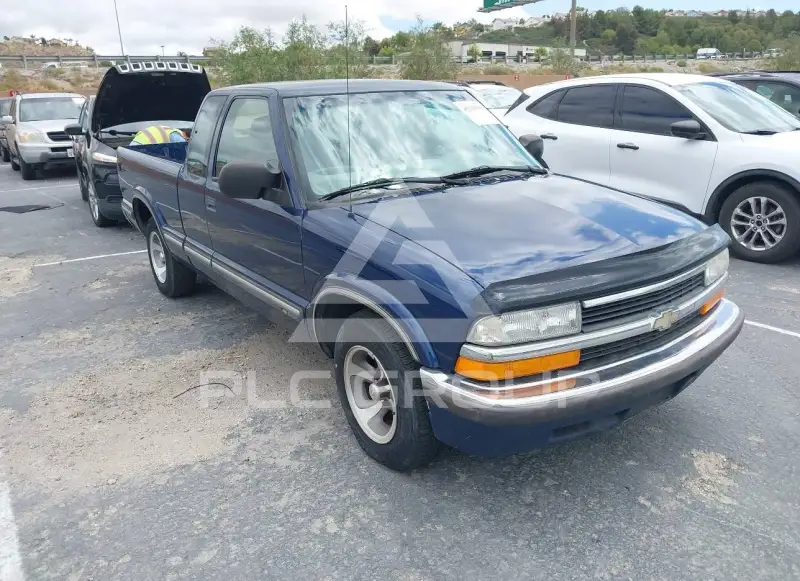 1999 Chevrolet S10 фото