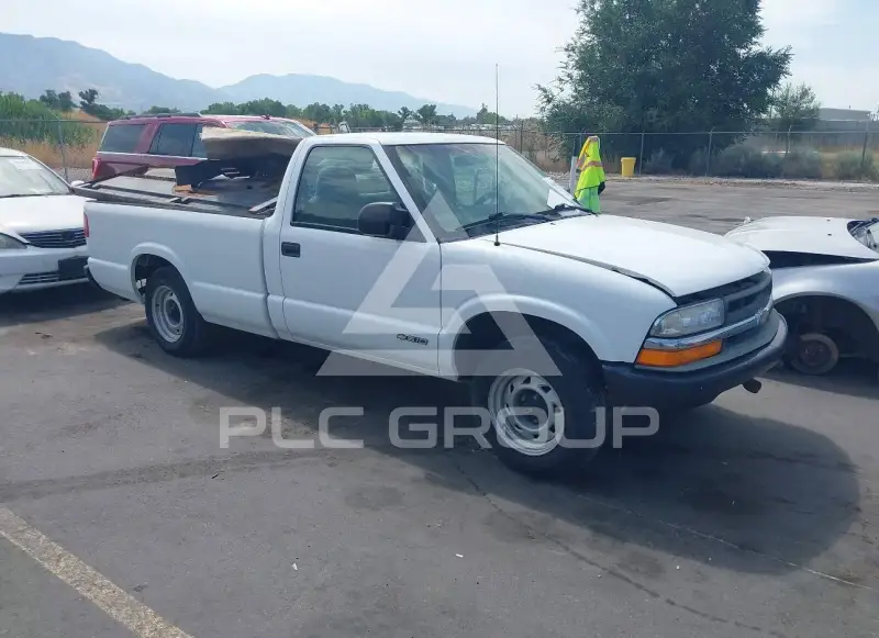 1999 Chevrolet S10 photo