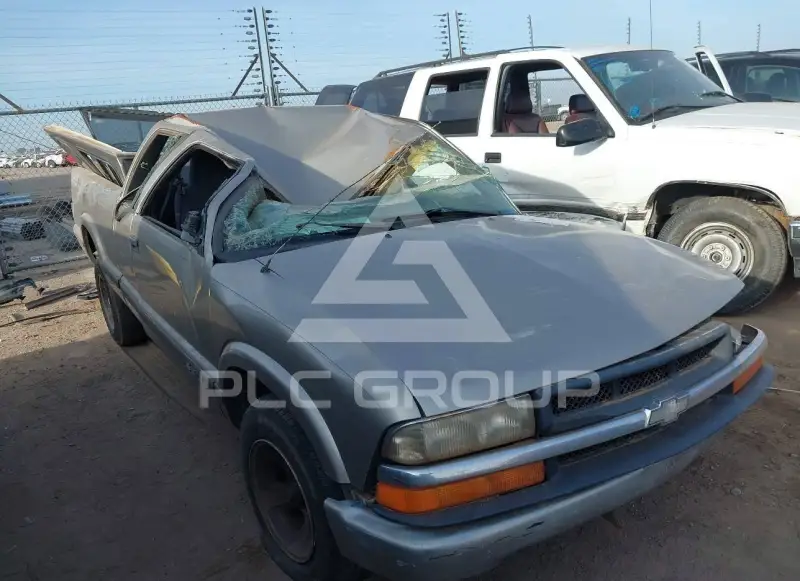 1999 Chevrolet S10 фото