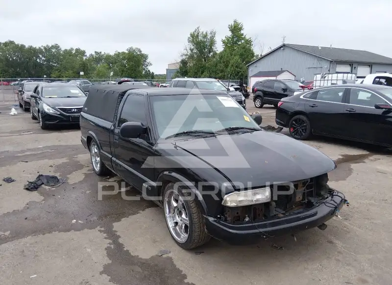 1999 Chevrolet S10 фото