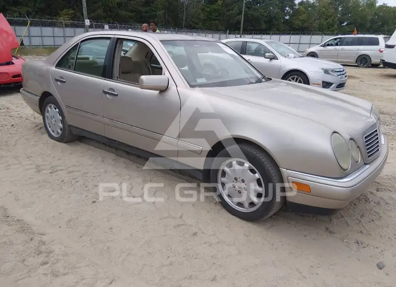 1999 Mercedes Benz E 300 photo