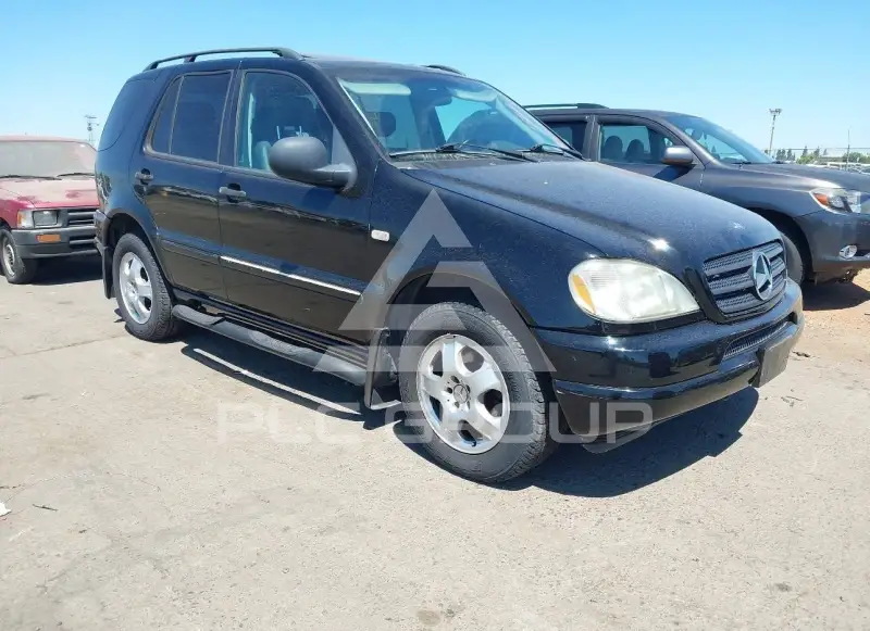 1999 Mercedes Benz ML 430 photo