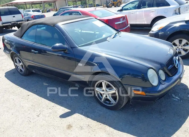 1999 Mercedes Benz CLK 320 photo