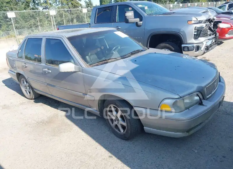 1999 Volvo S70 фото