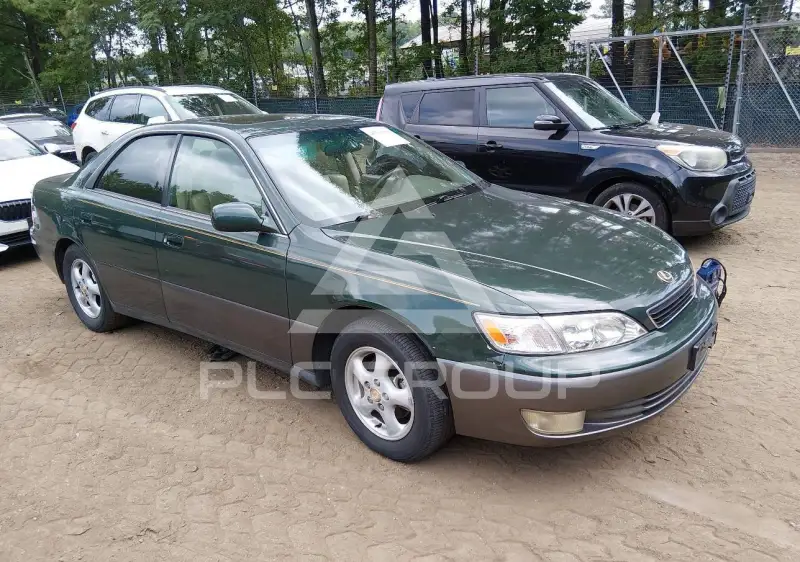 1999 Lexus ES300 photo