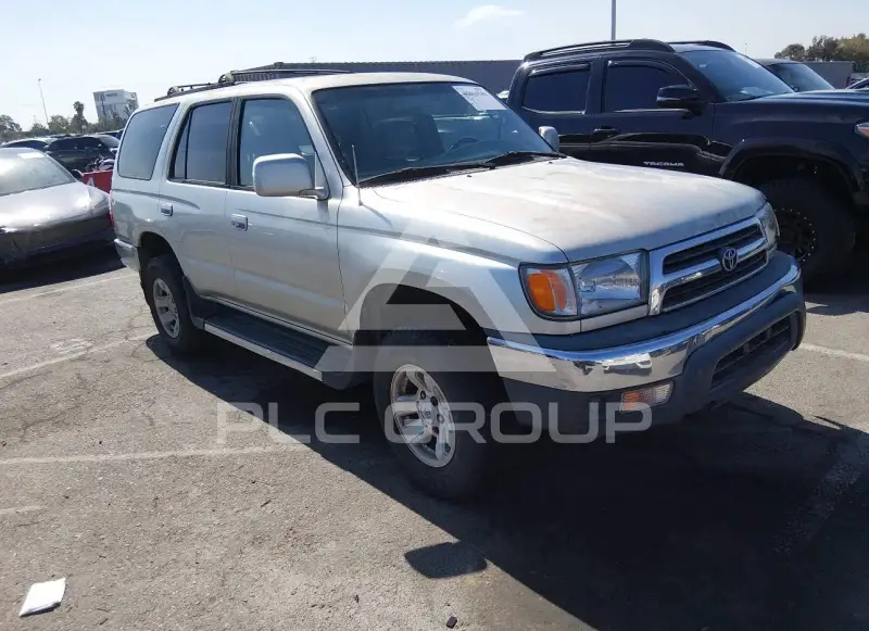 1999 Toyota 4 RUNNER photo