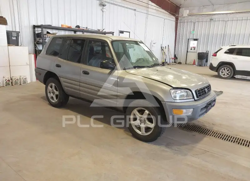 1999 Toyota RAV4 photo