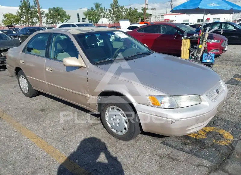 1999 Toyota CAMRY фото