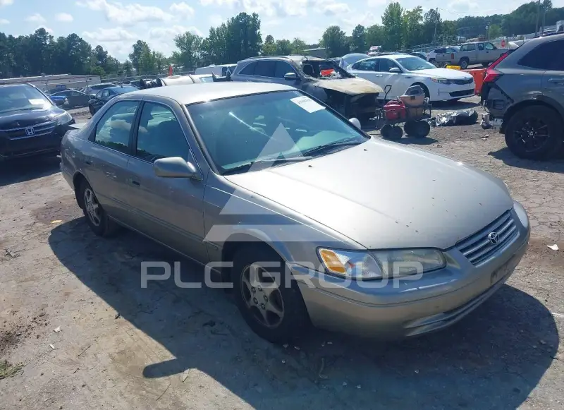 1999 Toyota CAMRY фото