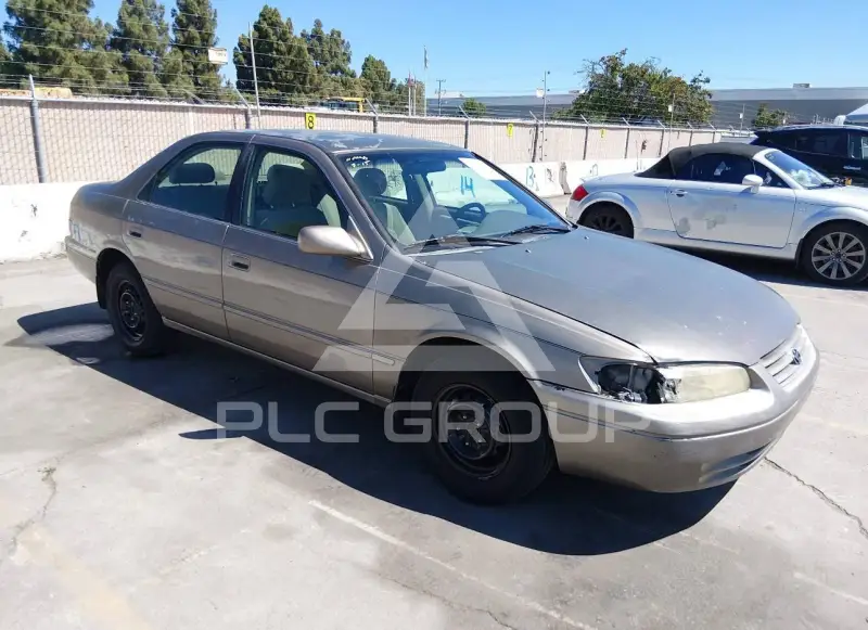1999 Toyota CAMRY фото