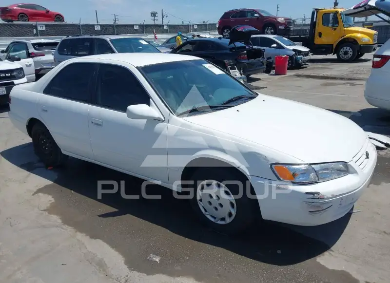 1999 Toyota CAMRY фото