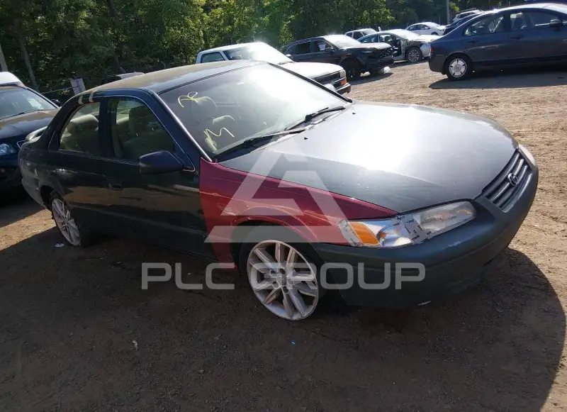 1999 Toyota CAMRY фото