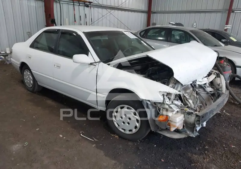 1999 Toyota CAMRY фото