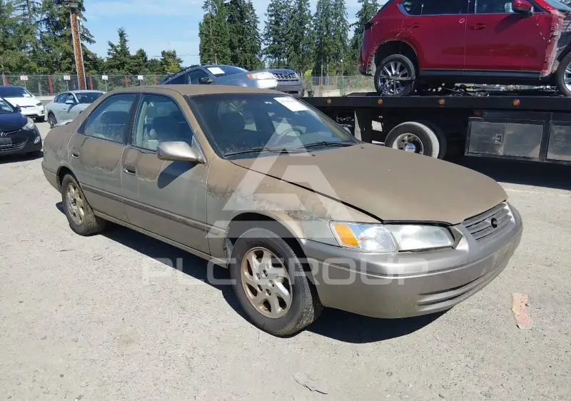 1999 Toyota CAMRY фото