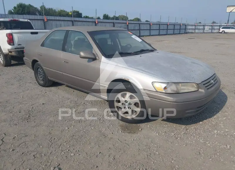 1999 Toyota CAMRY фото