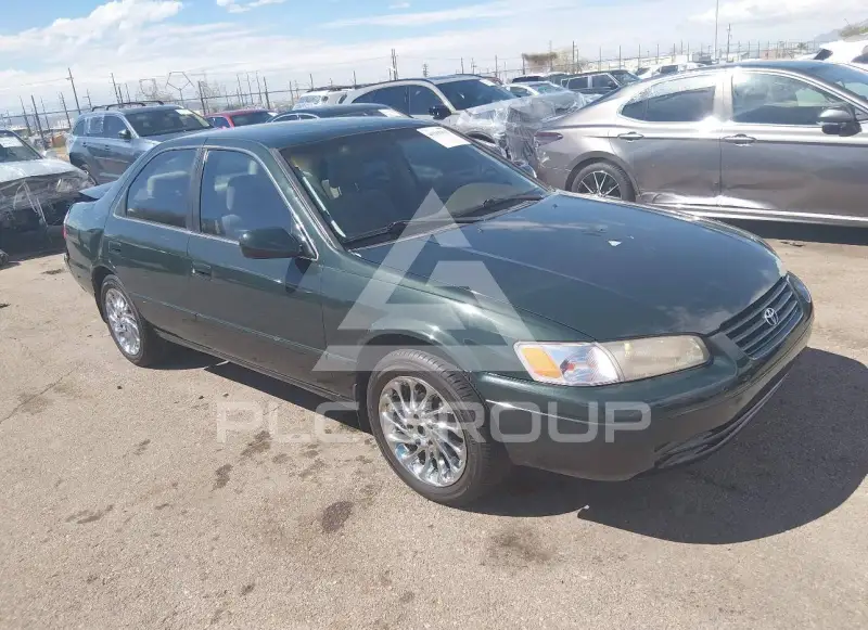 1999 Toyota CAMRY фото