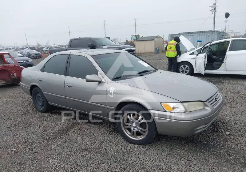 1999 Toyota CAMRY фото