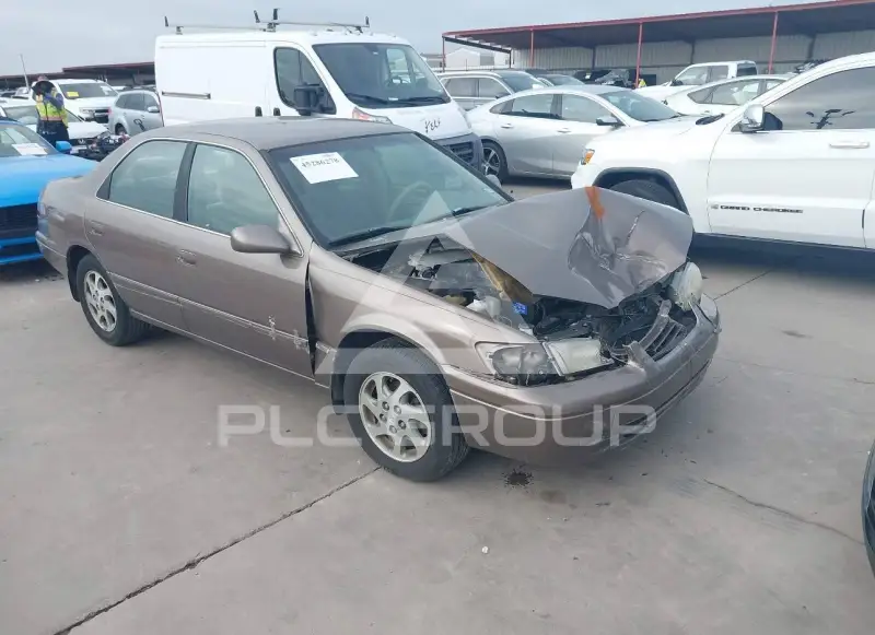 1999 Toyota CAMRY фото