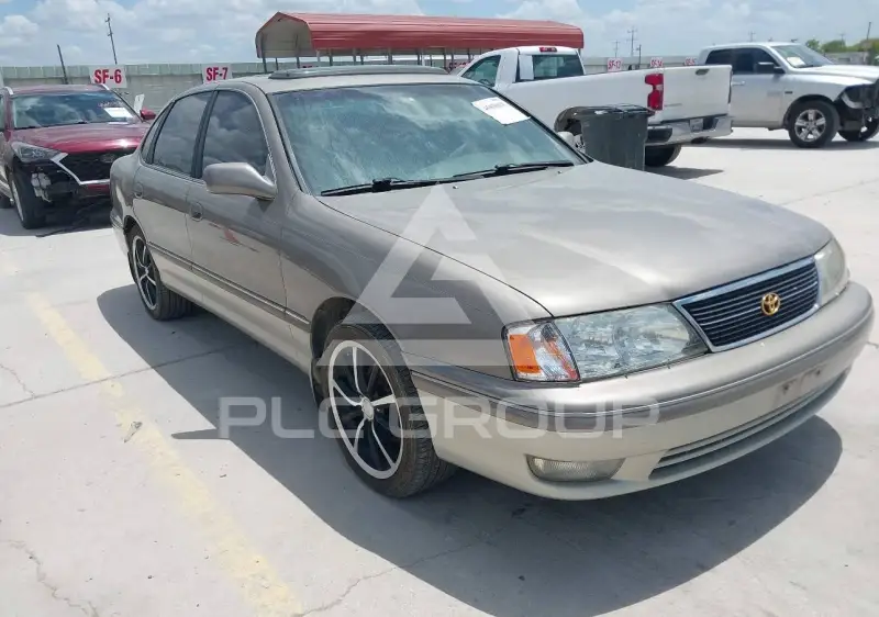 1999 Toyota AVALON photo