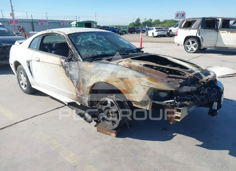 1999 Ford MUSTANG photo