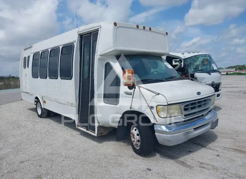 1999 Ford ECONOLINE photo