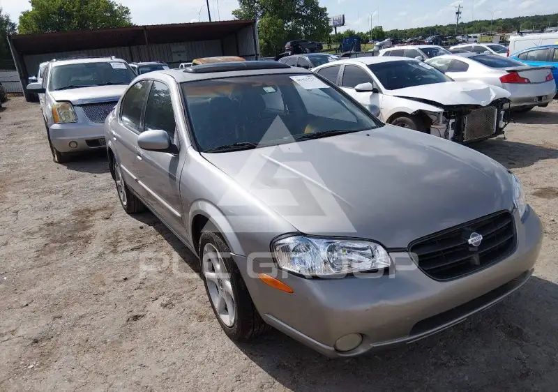 2000 Nissan MAXIMA photo