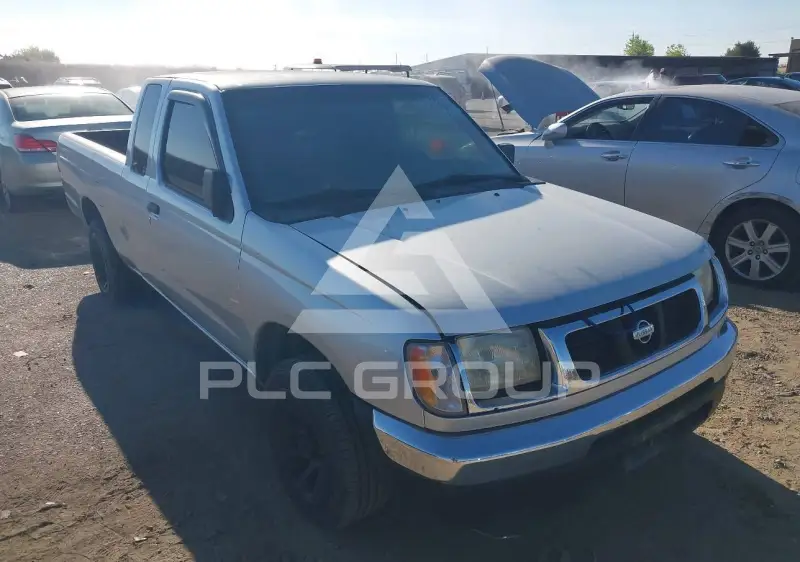 2000 Nissan FRONTIER фото