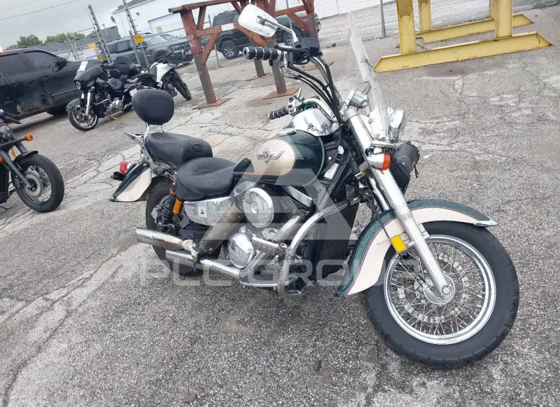 2000 Kawasaki VN1500 фото