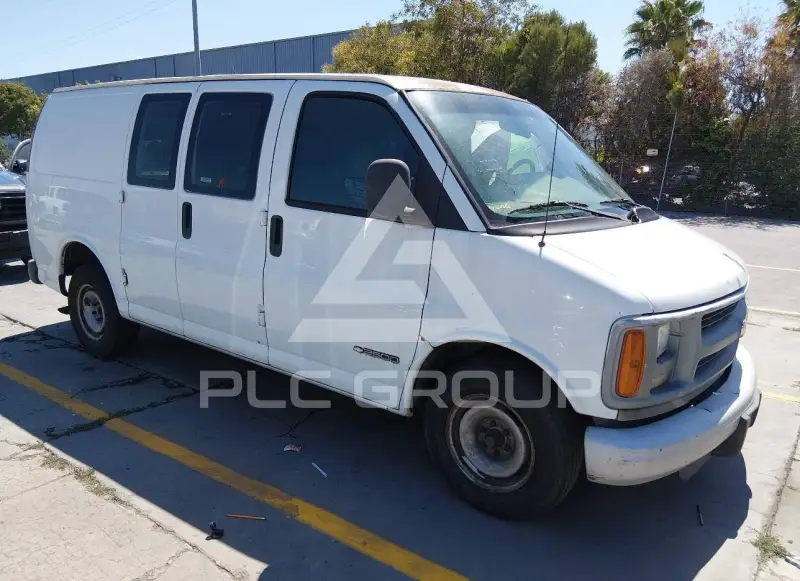 2000 Chevrolet Express photo