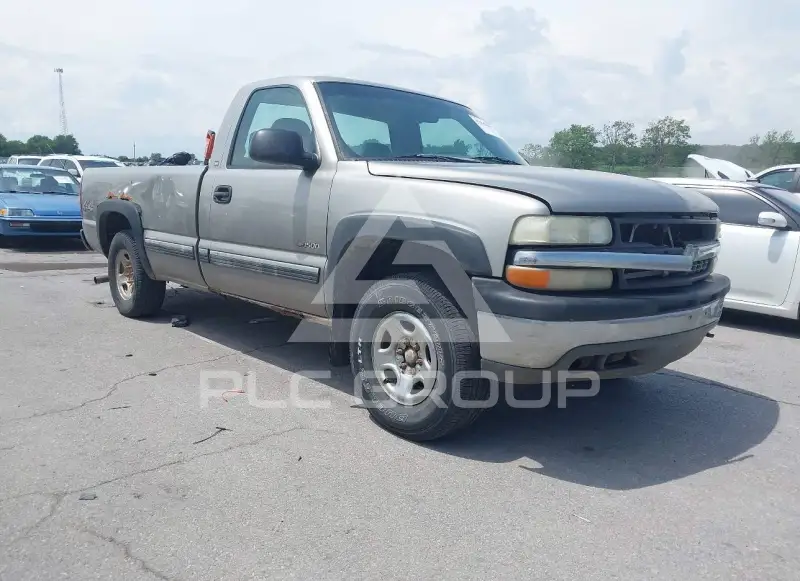 2000 Chevrolet Silverado photo