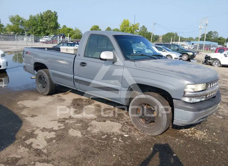 2000 Chevrolet Silverado photo