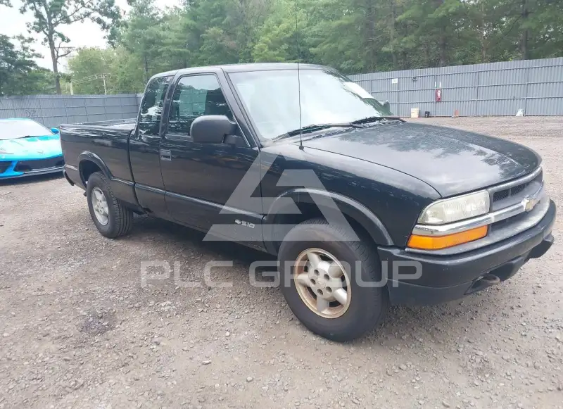 2000 Chevrolet S10 фото