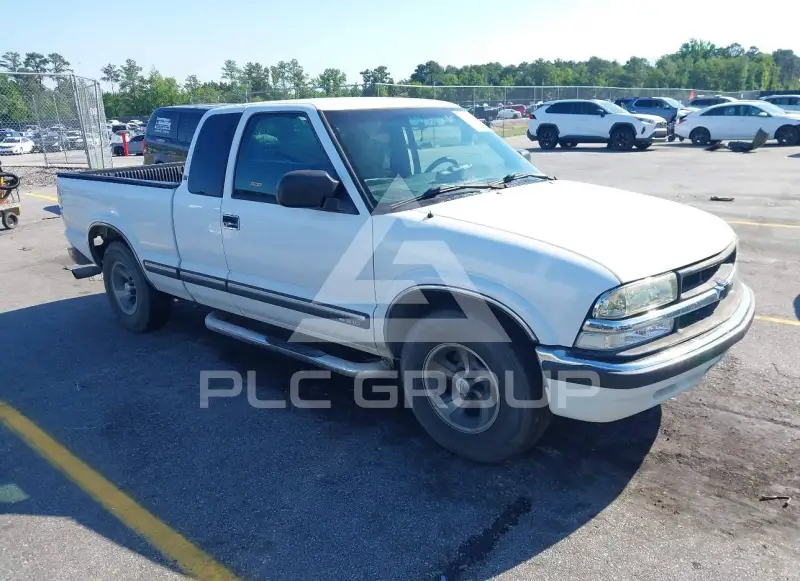 2000 Chevrolet S10 фото