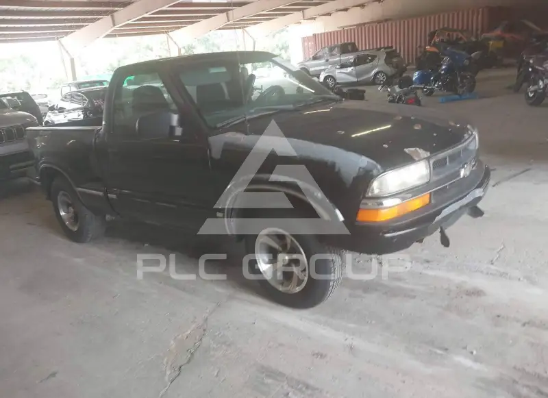 2000 Chevrolet S10 photo