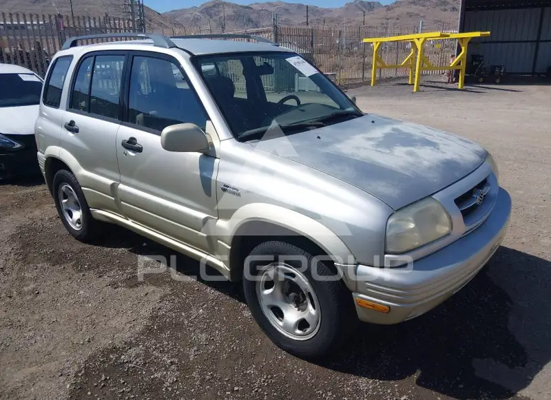 2000 Suzuki Grand Vitara photo