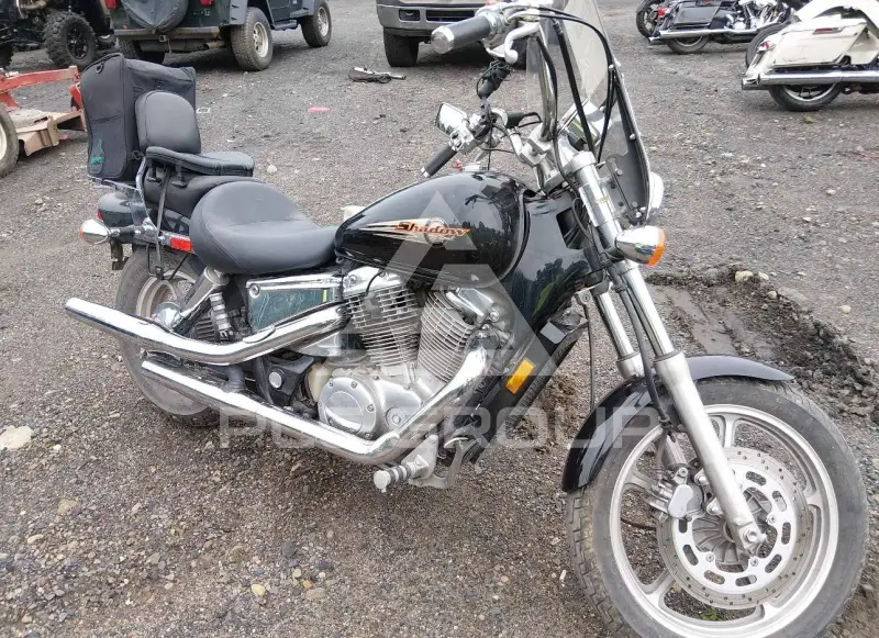 2000 Honda VT1100 фото