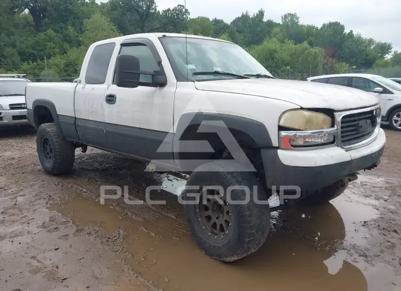 2000 GMC Sierra photo