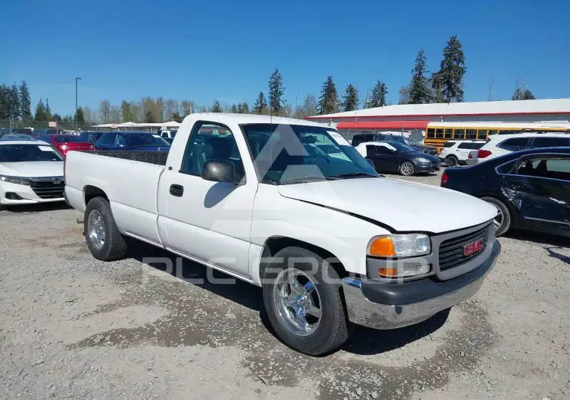 2000 GMC Sierra photo